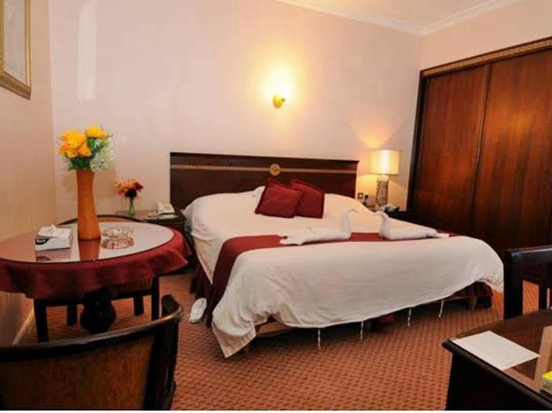 Capital O 419 Al Safeer Hotel Ер-Ріяд Екстер'єр фото